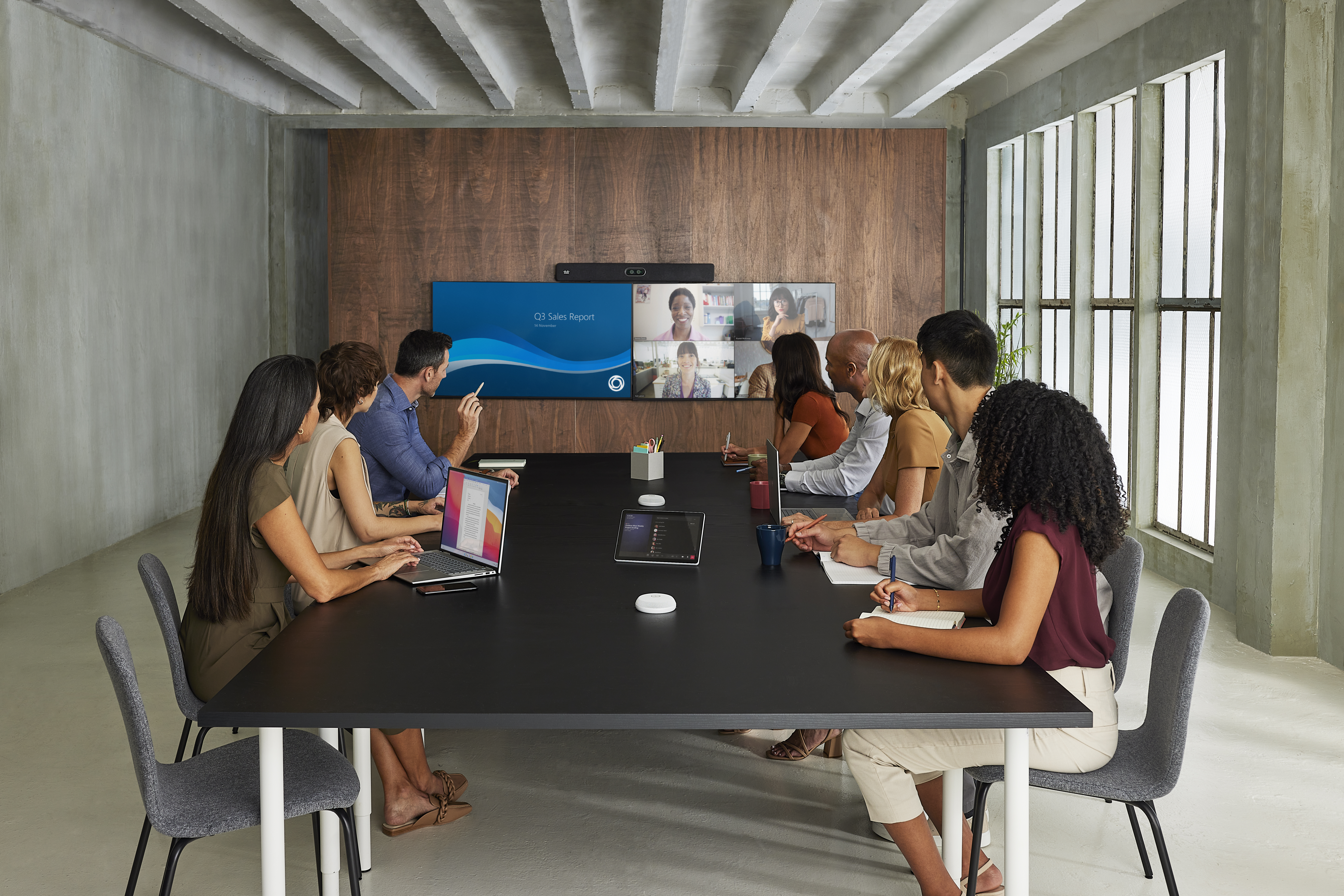 Transforming the Office: Intelligent Devices for Modern Workspaces